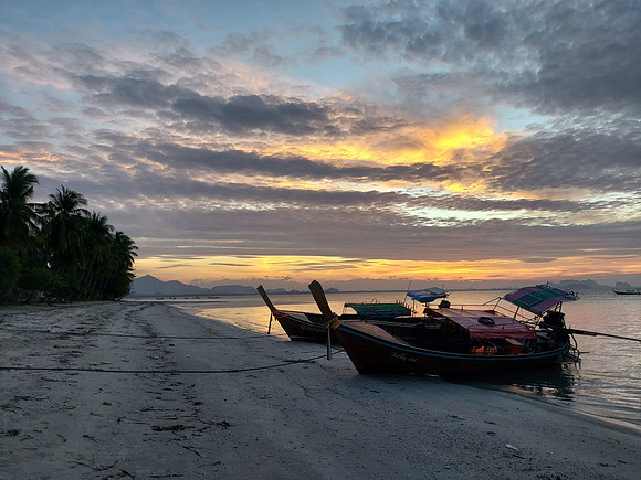 20220210_063737-sunrise