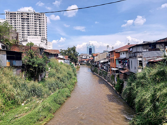 20240428_130258-urban-river