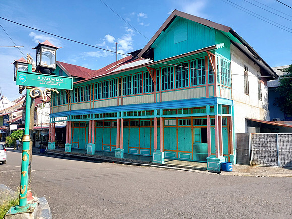 20240425_084732-old-town