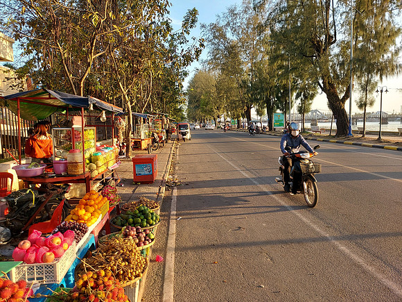 20220114_172026-golden-hour-fruit