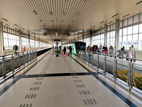 20240430_131133-yia-airport-train