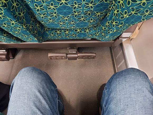 20220527_104800-first-class-leg-room