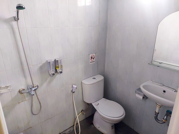 20240427_150113-safidi-hotel-bathroom