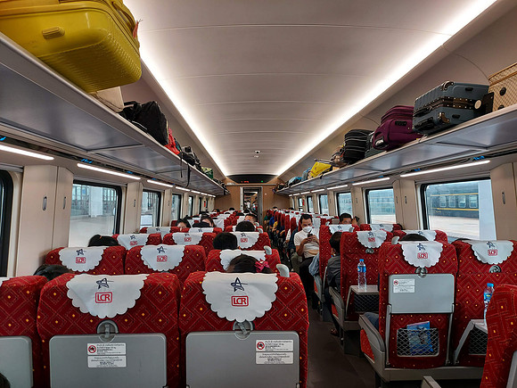 20220519_074257-5-across-seats