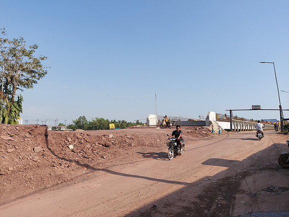 20220116_153415-fish-island-bridge-construction