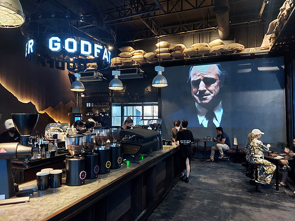 20220222_101451-godfather-cafe