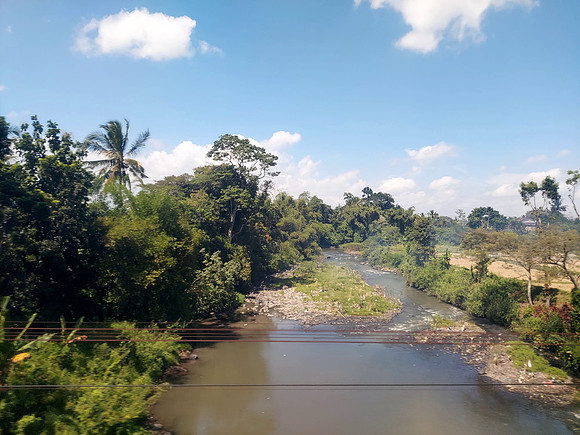 20240504_101257-river