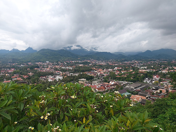 20220521_165908-luang-prabang-view