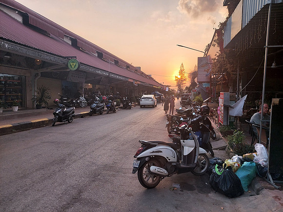 20220117_173611-old-market-sunset