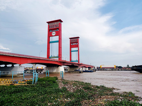 20240421_154005-ampera-bridge