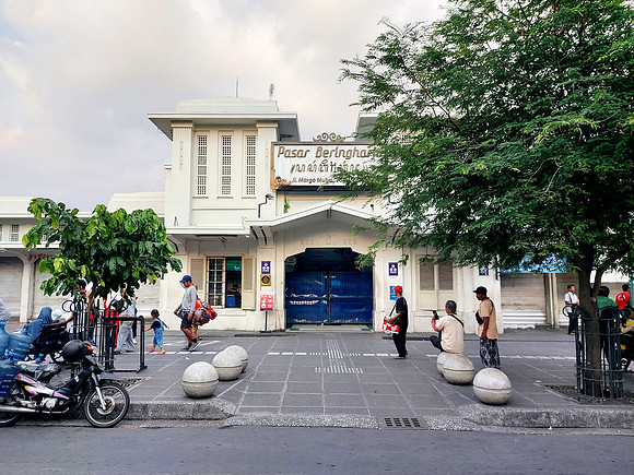 20240429_164808-pasar-beringharjo-yogyakarta