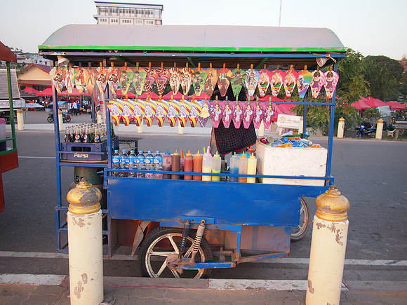 PC099247-drink-cart